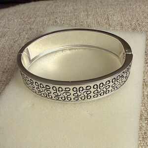 Nine West Women’s Chunky Bracelet | Boho Bracelet | Women’s Statement Bracelet